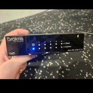 Araknis AN-110-SW-C-5